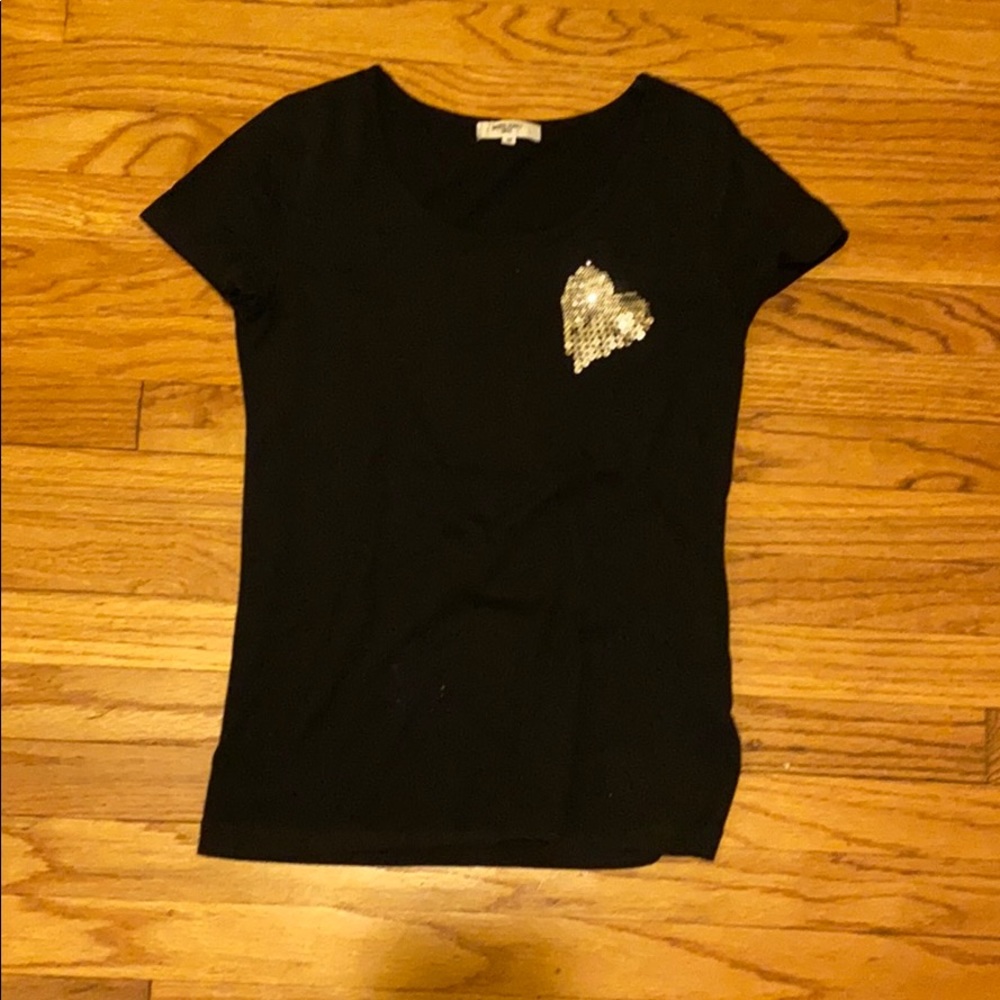 Sequin heart accent t shirt